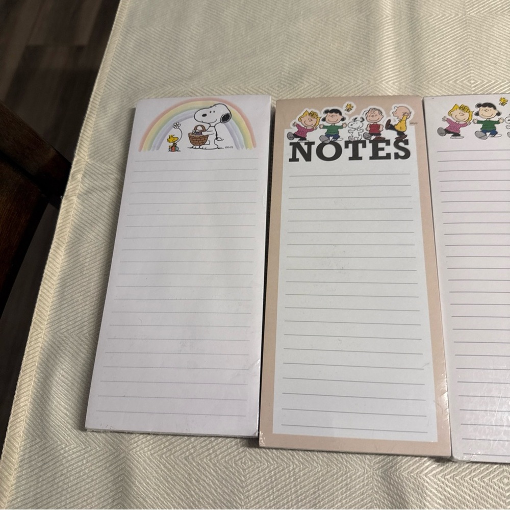 Snoopy Notepad Set - Picture 4 of 4